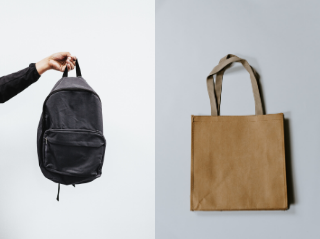 Different types of bags, describing the difference between a ryggsäck and tygpåse